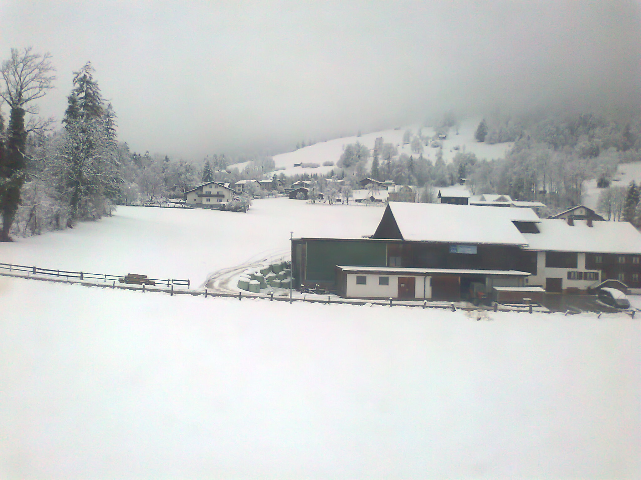 Der Arlberg gab sich verschneit.